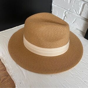 NWOT - Braided Paper Straw Hat
